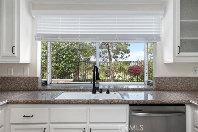 Detail Gallery Image 16 of 60 For 28195 La Bajada, Laguna Niguel,  CA 92677 - 4 Beds | 3 Baths