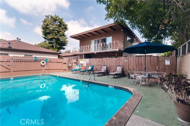 Detail Gallery Image 12 of 13 For 4266 Troost, Studio City,  CA 91604 - 1 Beds | 1 Baths