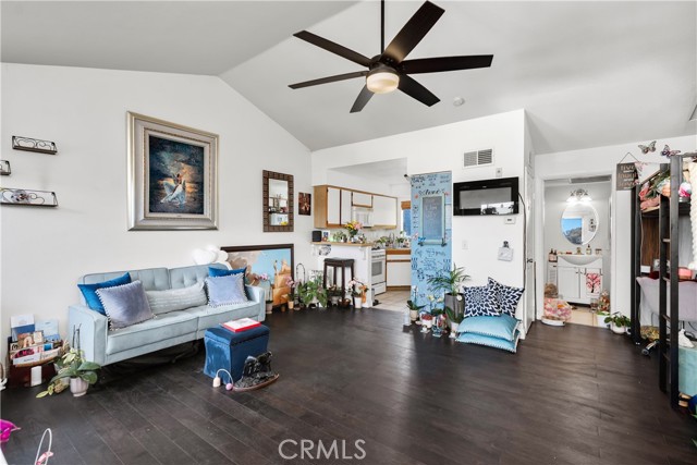 Detail Gallery Image 7 of 35 For 34264 Camino Capistrano #309,  Dana Point,  CA 92624 - 1 Beds | 1 Baths