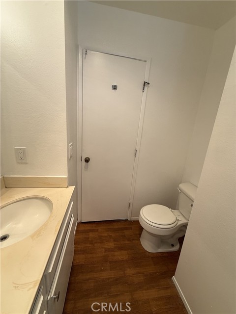 Image 13 of 20 For 335 Stetson Avenue