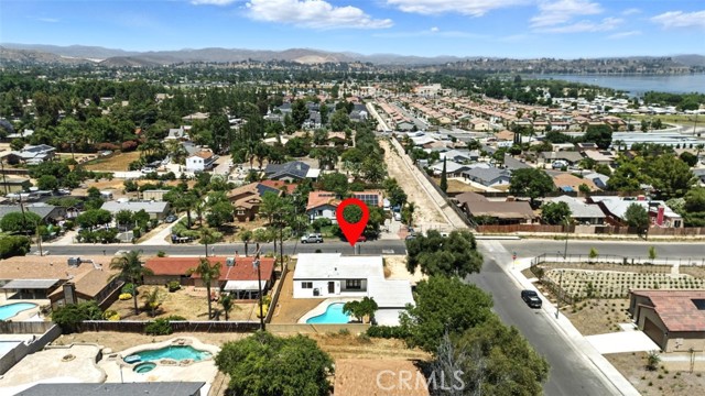 15195 Laguna Avenue, Lake Elsinore CA: https://media.crmls.org/medias/4a4643c8-6320-498f-b1f9-cb3465f0f429.jpg