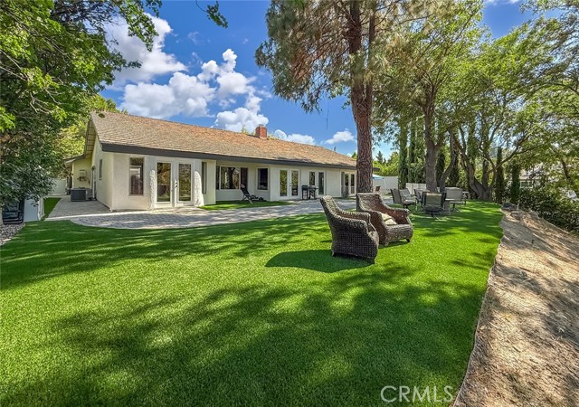 17547 Rushing Drive, Granada Hills CA: https://media.crmls.org/medias/4a46e897-f87b-4e78-a592-e0f90d313fde.jpg