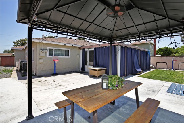 Detail Gallery Image 18 of 23 For 9111 Morrill Ave, Santa Fe Springs,  CA 90670 - 4 Beds | 2 Baths