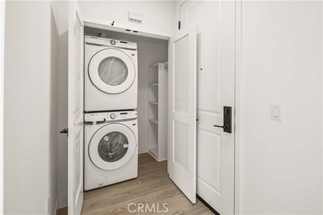 11714 Archwood Street, North Hollywood CA: https://media.crmls.org/medias/4a47287c-36e6-4f16-a22d-91f2e16fbc0a.jpg