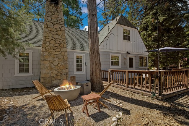 Detail Gallery Image 1 of 34 For 300 Terrace Rd, Lake Arrowhead,  CA 92352 - 2 Beds | 1/1 Baths