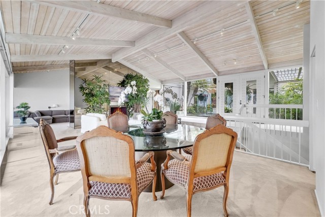 537 Dunnegan Place, Laguna Beach CA: https://media.crmls.org/medias/4a47ca88-cf40-417f-ac02-3961fe3b7eea.jpg