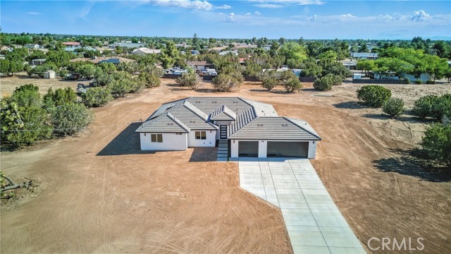 15658 Wells Fargo Street, Hesperia CA: https://media.crmls.org/medias/4a47d2be-e1ef-4084-a945-17929993ab71.jpg