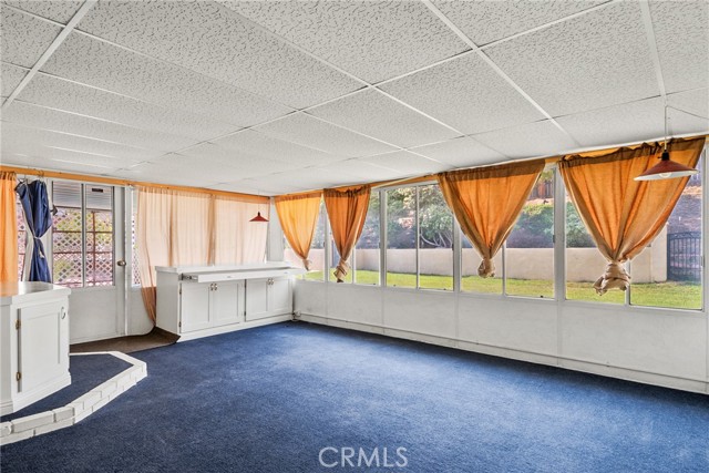25708 Oak Ct, Moreno Valley CA: https://media.crmls.org/medias/4a47dad9-28df-46ab-ab13-03ceb749d9d9.jpg