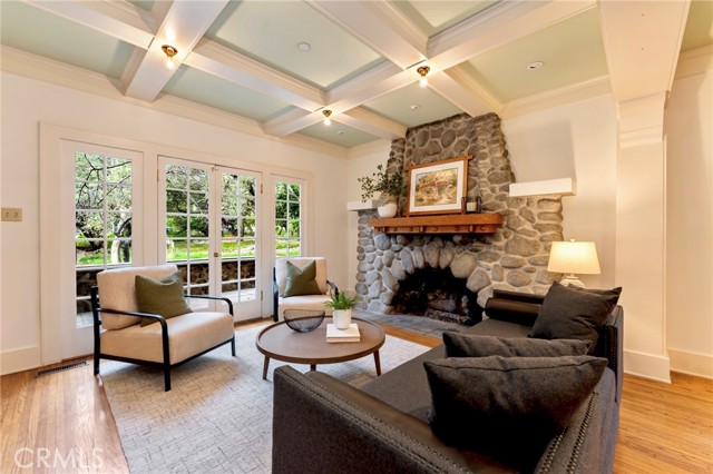 Detail Gallery Image 23 of 74 For 354 N Canon Ave, Sierra Madre,  CA 91024 - 4 Beds | 3/1 Baths