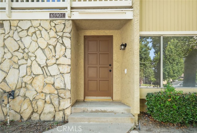 6590 Marquette Street, Moorpark CA: https://media.crmls.org/medias/4a4b788a-8037-49f6-916e-de716acacf83.jpg