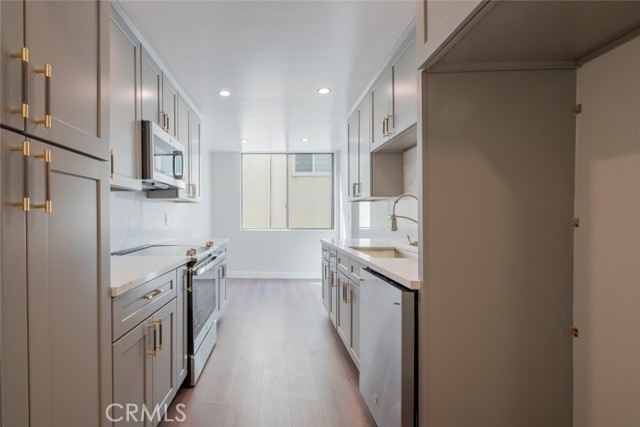 Detail Gallery Image 15 of 40 For 1305 N Columbus Ave #112,  Glendale,  CA 91202 - 2 Beds | 2 Baths