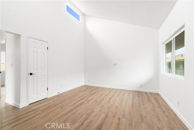 663 W 2nd Street, San Pedro CA: https://media.crmls.org/medias/4a4cdaad-f0fd-4586-9762-d5993bb1605e.jpg