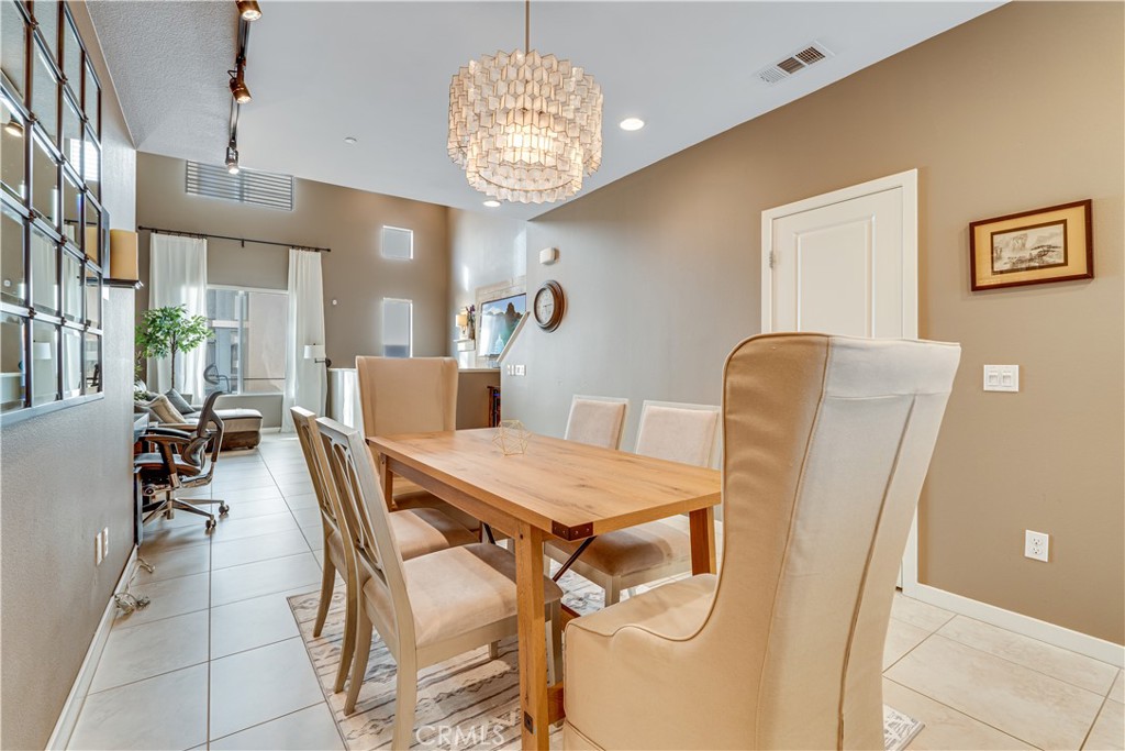 MLS #OC26133570 image #5