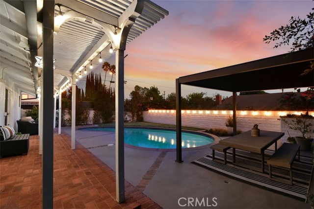 Detail Gallery Image 40 of 42 For 12614 Morrison St, Valley Village,  CA 91607 - 4 Beds | 3 Baths