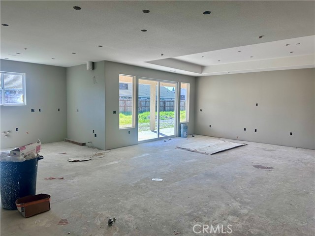 Detail Gallery Image 5 of 13 For 464 Aaron Ct, Atwater,  CA 95301 - 4 Beds | 3 Baths