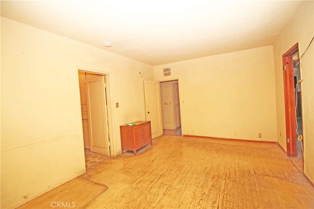 616 W Emerson Avenue