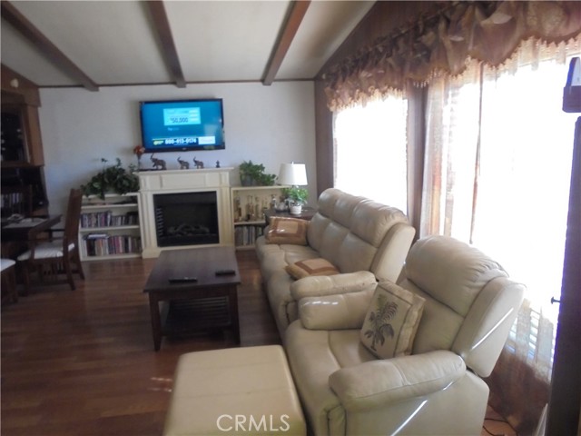 Detail Gallery Image 7 of 49 For 2601 E Victoria St #439,  Compton,  CA 90220 - 2 Beds | 2 Baths