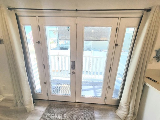 Detail Gallery Image 10 of 36 For 21752 Pacific Coast Hwy. 20a,  Huntington Beach,  CA 92646 - 2 Beds | 2 Baths