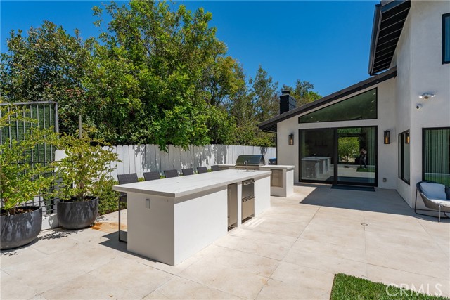 5 Bed Home for Sale in Calabasas, California