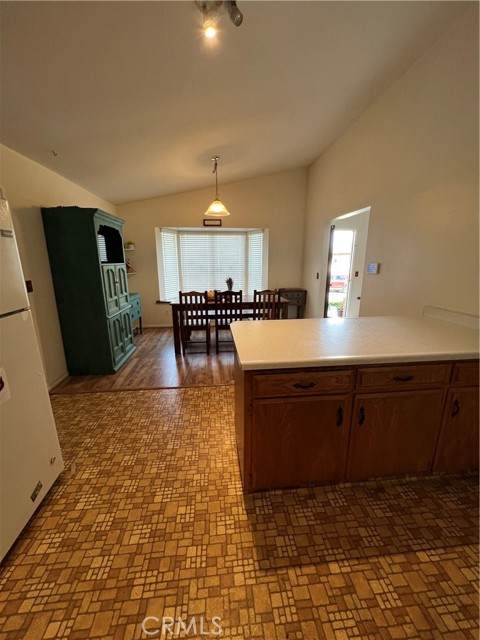 Detail Gallery Image 8 of 19 For 1545 Descanso St, San Luis Obispo,  CA 93405 - 4 Beds | 2 Baths
