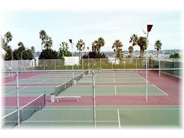 1775 Diamond Street, San Diego CA: https://media.crmls.org/medias/4a51c474-98ec-4241-a704-d4df1e878aba.jpg