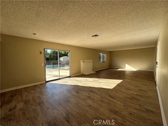 Image 2 for 3318 Amhurst Dr, Riverside, CA 92503