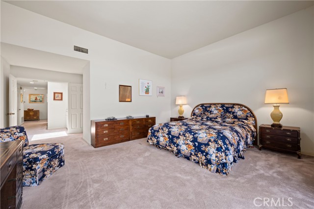 21 Beachcomber Drive, Corona del Mar CA: https://media.crmls.org/medias/4a53ff20-361b-40f8-a60f-b73e147285b3.jpg