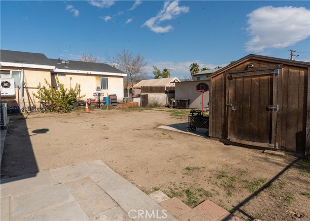 Detail Gallery Image 18 of 20 For 1081 Medical Center, San Bernardino,  CA 92411 - 2 Beds | 1 Baths