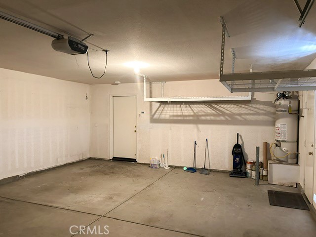 https://media.crmls.org/medias/4a55a753-7e7a-4c41-bdd2-298052ca3911.jpg?preset=X-Large