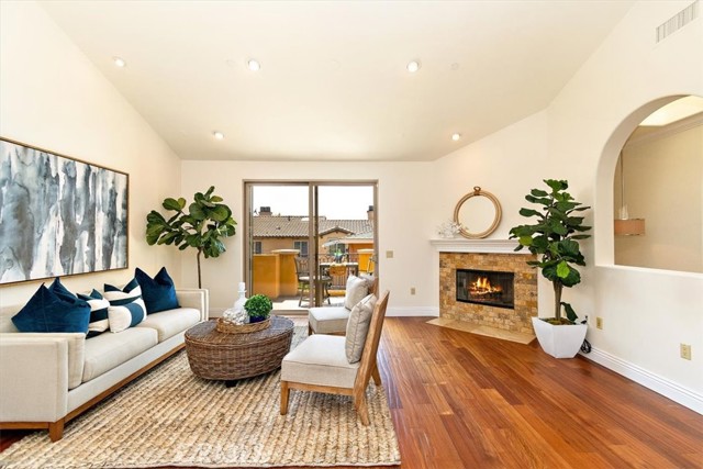 2409 Rockefeller Lane, Redondo Beach, California 90278, 4 Bedrooms Bedrooms, ,3 BathroomsBathrooms,Residential,Sold,Rockefeller,SB23118431