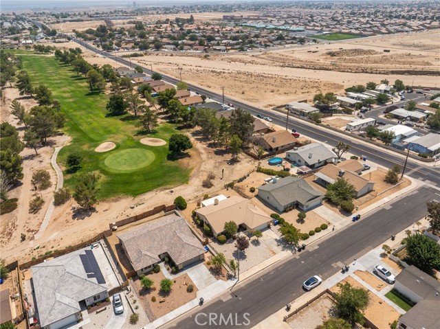 13745 Bel Air Drive, Victorville CA: https://media.crmls.org/medias/4a55f950-f895-4b74-830d-59d8cae4ad78.jpg