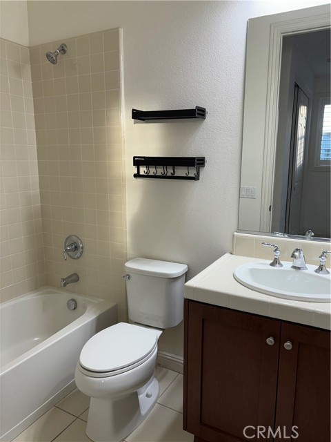 Detail Gallery Image 12 of 23 For 17 Starflower, Lake Forest,  CA 92630 - 5 Beds | 5/1 Baths