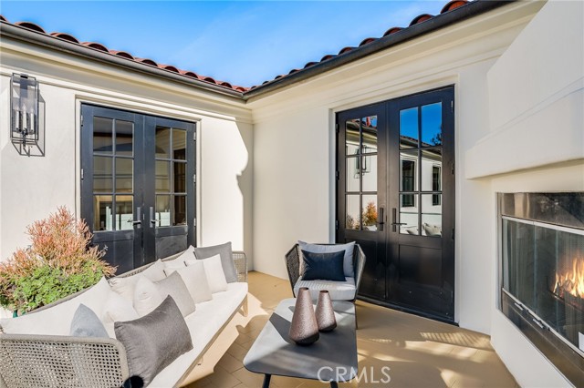 Detail Gallery Image 41 of 45 For 526 Riverside Ave, Newport Beach,  CA 92663 - 5 Beds | 6/1 Baths