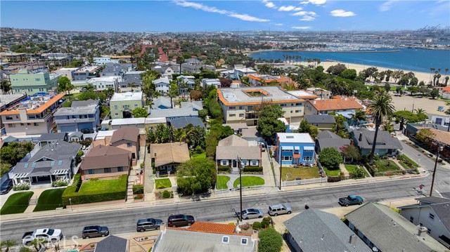 Detail Gallery Image 12 of 12 For 422 W 40th St, San Pedro,  CA 90731 - 3 Beds | 2 Baths