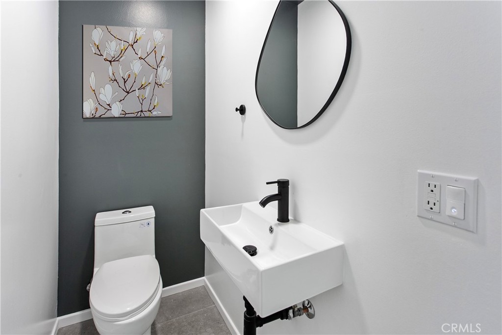 MLS #SR25236612 image #12