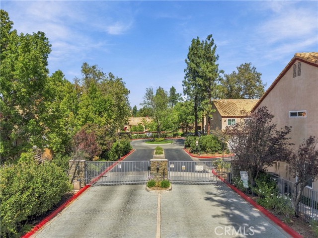 2 Bed Home for Sale in Saugus, California