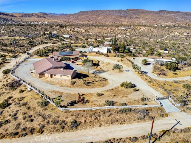 Detail Gallery Image 9 of 75 For 5040 Brisbane Ave, Yucca Valley,  CA 92284 - 3 Beds | 2 Baths