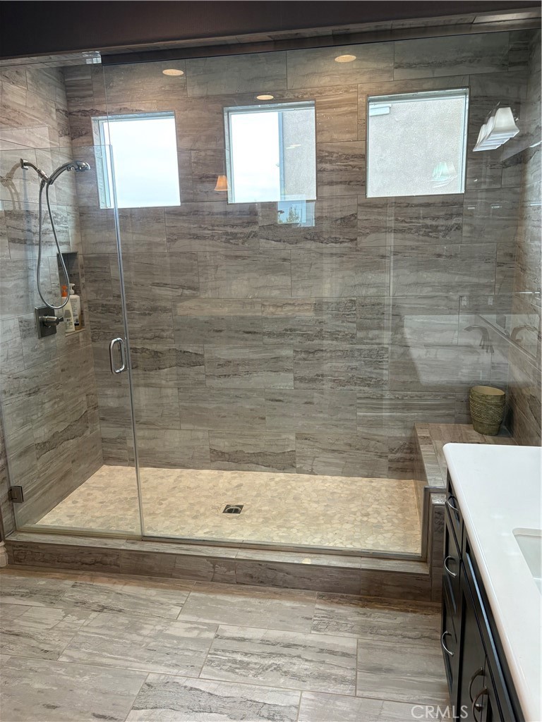 https://media.crmls.org/medias/4a5a5d37-d0c3-4f94-baef-7d34feb4b480.jpg?preset=X-Large