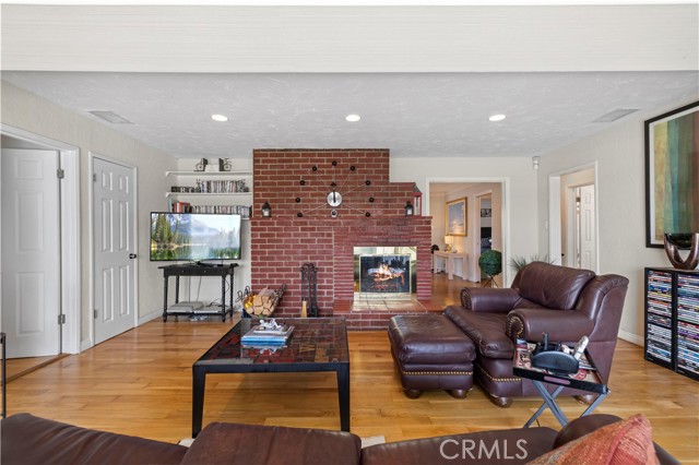 Detail Gallery Image 22 of 43 For 9804 Haas Ave, Los Angeles,  CA 90047 - 3 Beds | 2 Baths