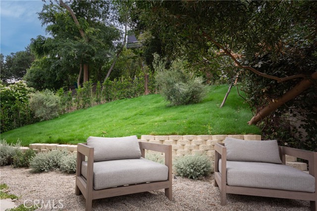 Detail Gallery Image 32 of 34 For 3977 Oeste Ave, Studio City,  CA 91604 - 3 Beds | 2/1 Baths