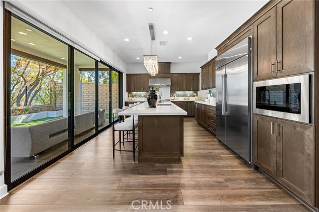 Detail Gallery Image 16 of 75 For 27 Alessio, Lake Forest,  CA 92630 - 5 Beds | 4/2 Baths