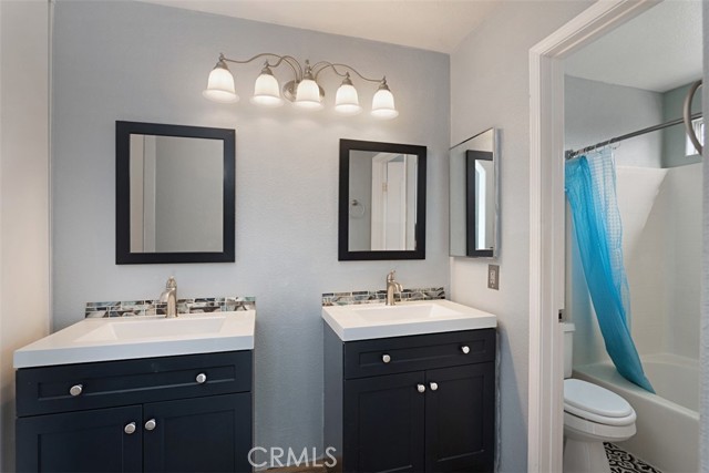 Detail Gallery Image 9 of 13 For 39942 Calle Yorba Vista, Murrieta,  CA 92562 - 3 Beds | 2 Baths