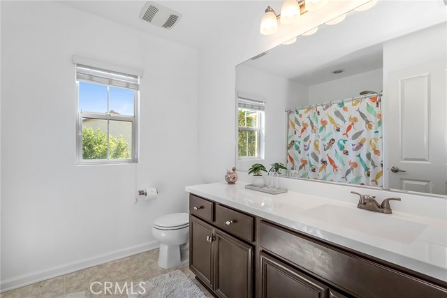 17138 Hickory Ridge Court, Canyon Country CA: https://media.crmls.org/medias/4a5b721e-7a5b-4a14-b509-c8b4836beb54.jpg