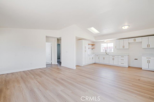 16233 Manzanita Street, Hesperia CA: https://media.crmls.org/medias/4a5d8093-194c-4b43-84a4-7ff74335ba76.jpg