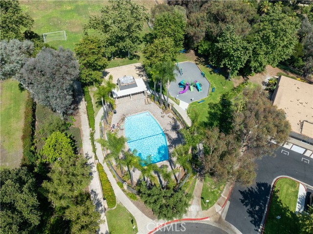 26408 Via Roble, Mission Viejo CA: https://media.crmls.org/medias/4a5e10fb-63fc-4248-8008-e84ea2d83409.jpg