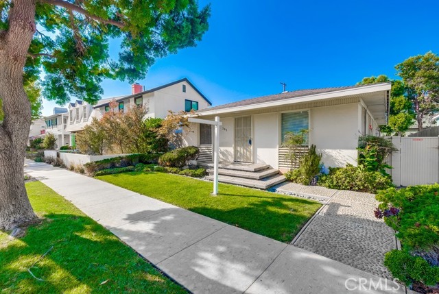 Detail Gallery Image 3 of 57 For 295 Glendora Ave, Long Beach,  CA 90803 - 2 Beds | 2 Baths