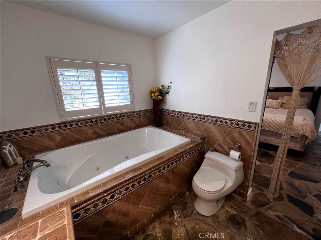 MLS #OC25182899 img 31