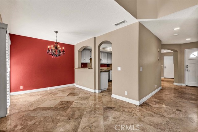 Detail Gallery Image 8 of 30 For 11 Mirabella, Rancho Santa Margarita,  CA 92688 - 2 Beds | 2/1 Baths