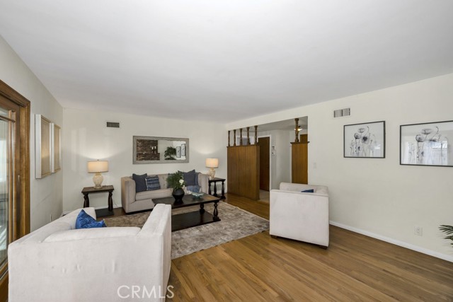 Detail Gallery Image 10 of 43 For 1310 Hollencrest, West Covina,  CA 91791 - 4 Beds | 2/1 Baths