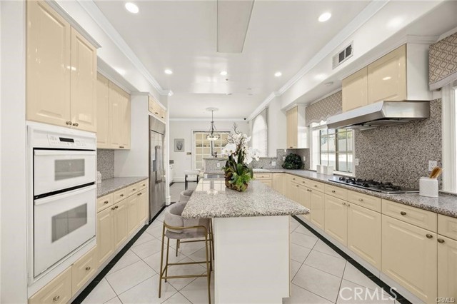 515 W Le Roy Avenue, Arcadia CA: https://media.crmls.org/medias/4a5f999f-2776-4d81-ac20-6a8c778257a6.jpg